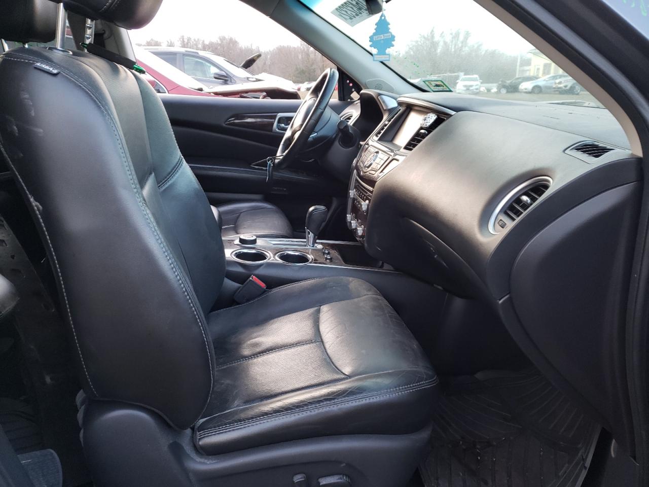 Photo 5 from auction – 2014 NISSAN PATHFINDER with VIN 5N1AR2MM1EC611403