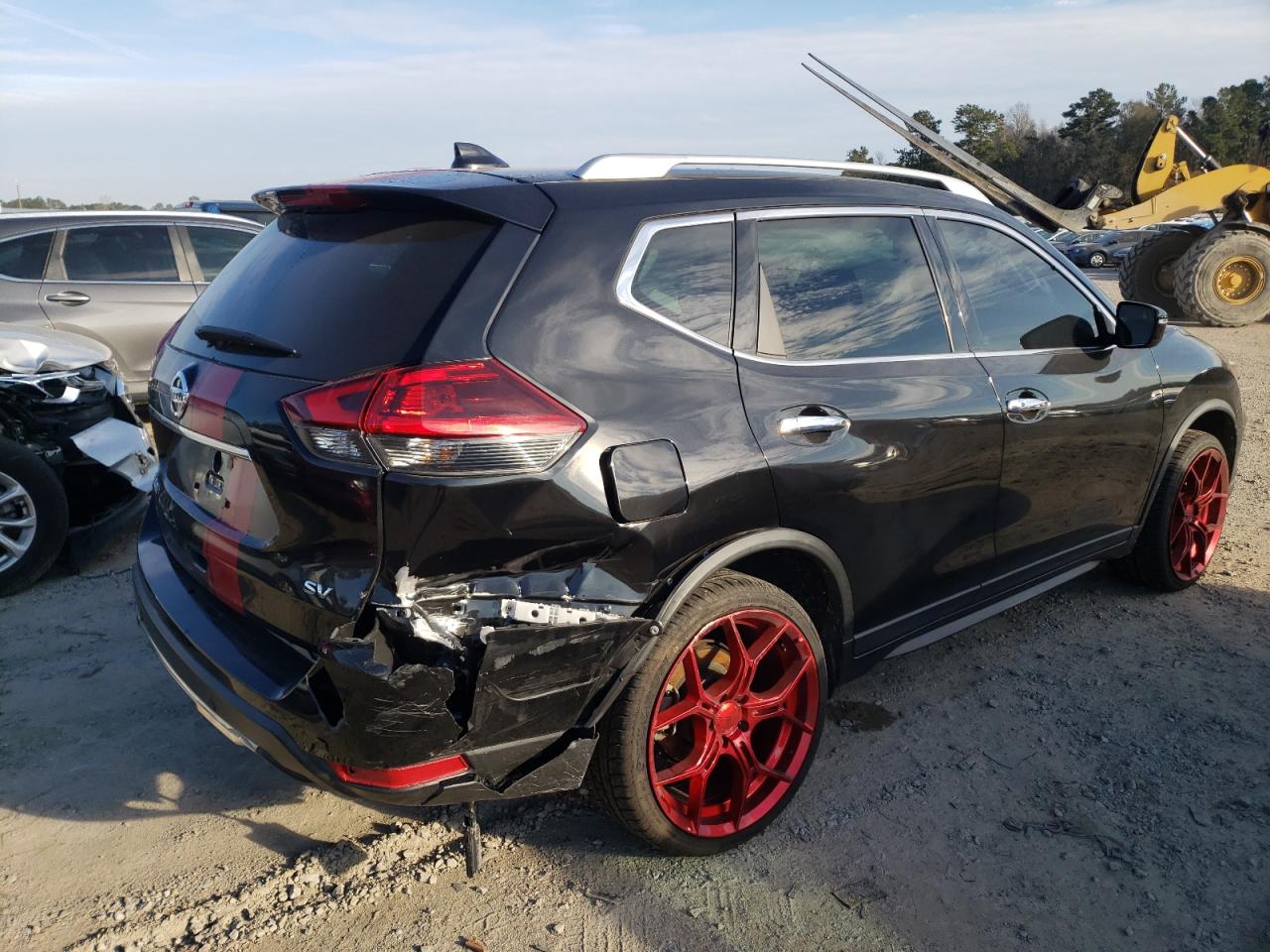 Photo 4 from auction – 2019 NISSAN ROGUE S with VIN KNMAT2MT2KP510050