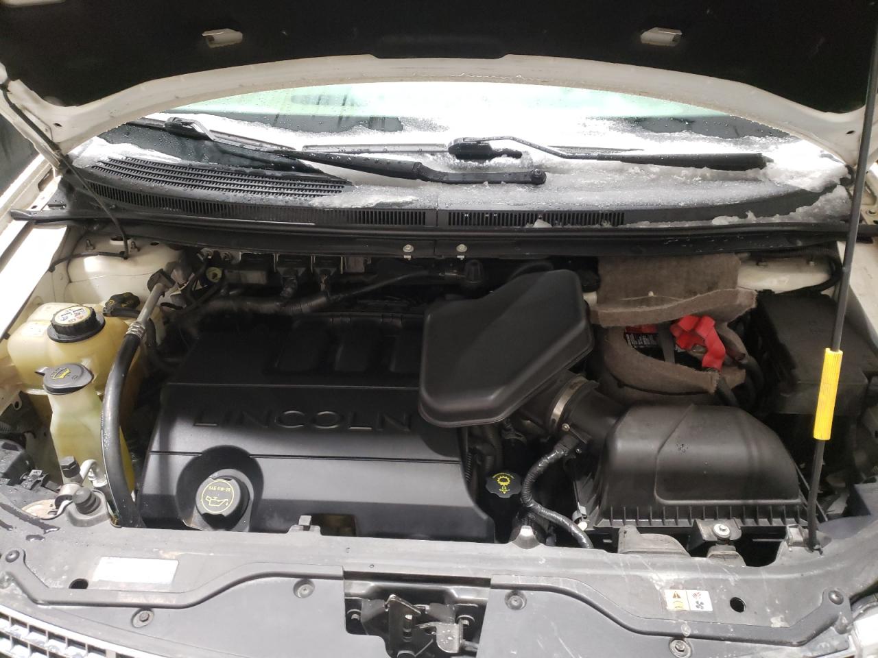 Photo 7 from auction – 2007 LINCOLN MKX with VIN 2LMDU88C67BJ15892