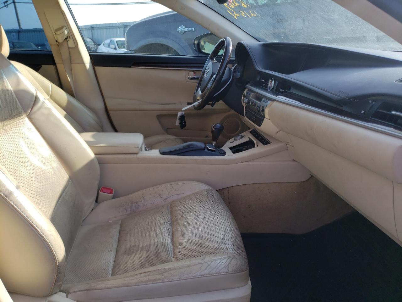 Photo 5 from auction – 2015 LEXUS ES 350 with VIN JTHBK1GG3F2180727