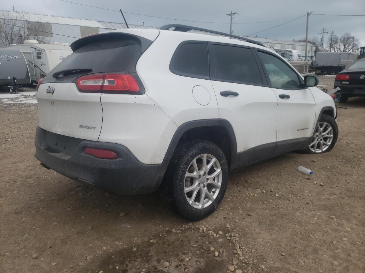 Photo 14 from auction – 2016 JEEP CHEROKEE S with VIN 1C4PJLAB6GW177348