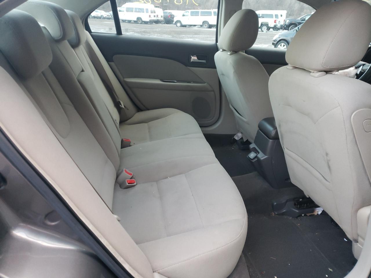 Photo 6 from auction – 2010 FORD FUSION with VIN 3FADP0L35AR142676