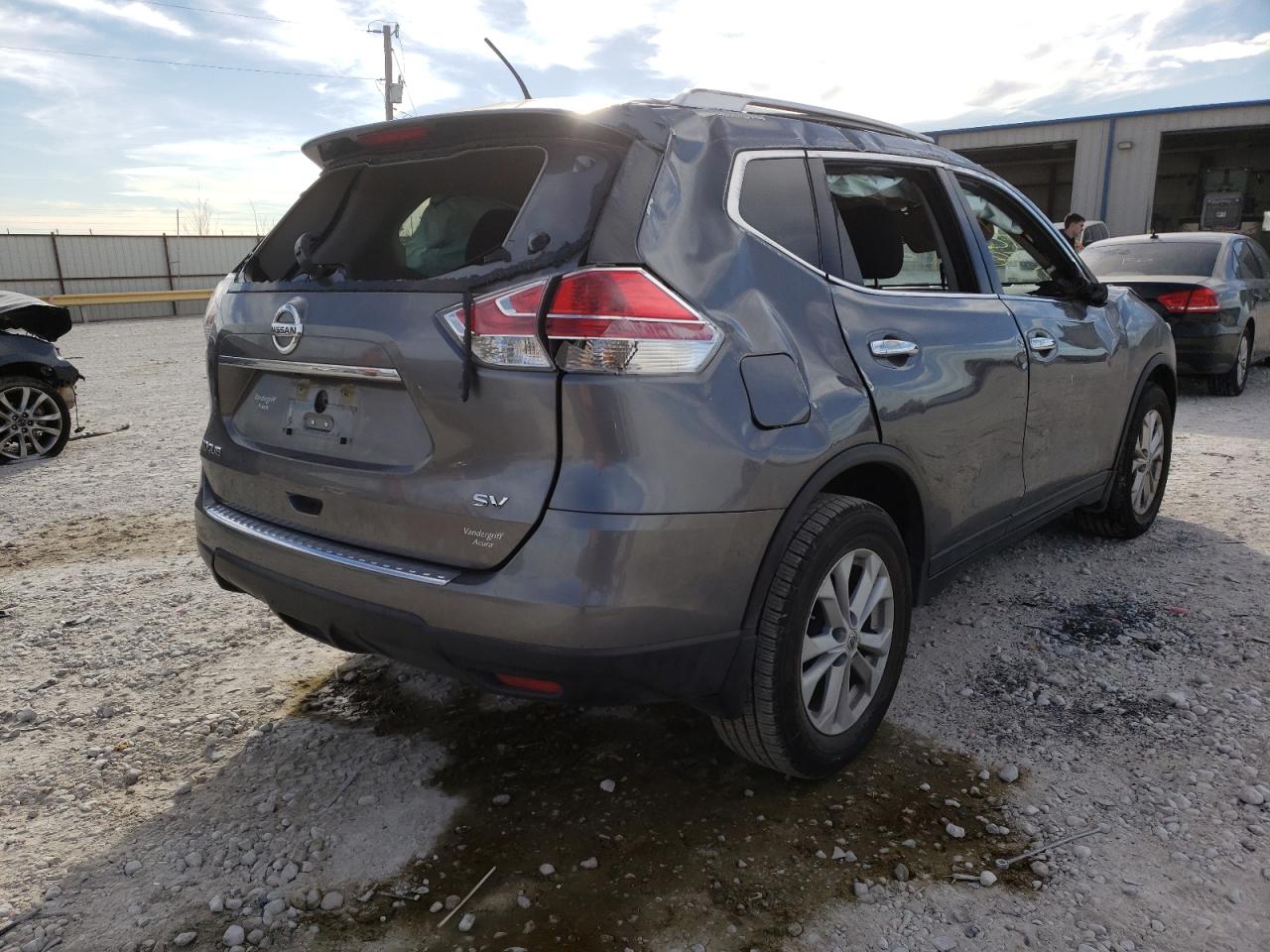 Photo 4 from auction – 2015 NISSAN ROGUE S with VIN KNMAT2MTXFP574990