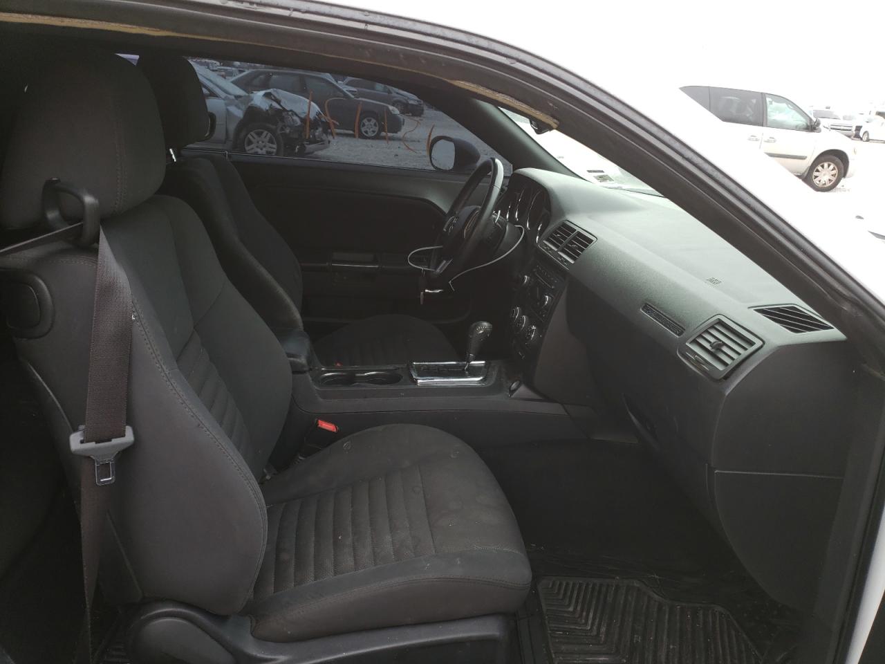 Photo 5 from auction – 2013 DODGE CHALLENGER with VIN 2C3CDYAG4DH685802