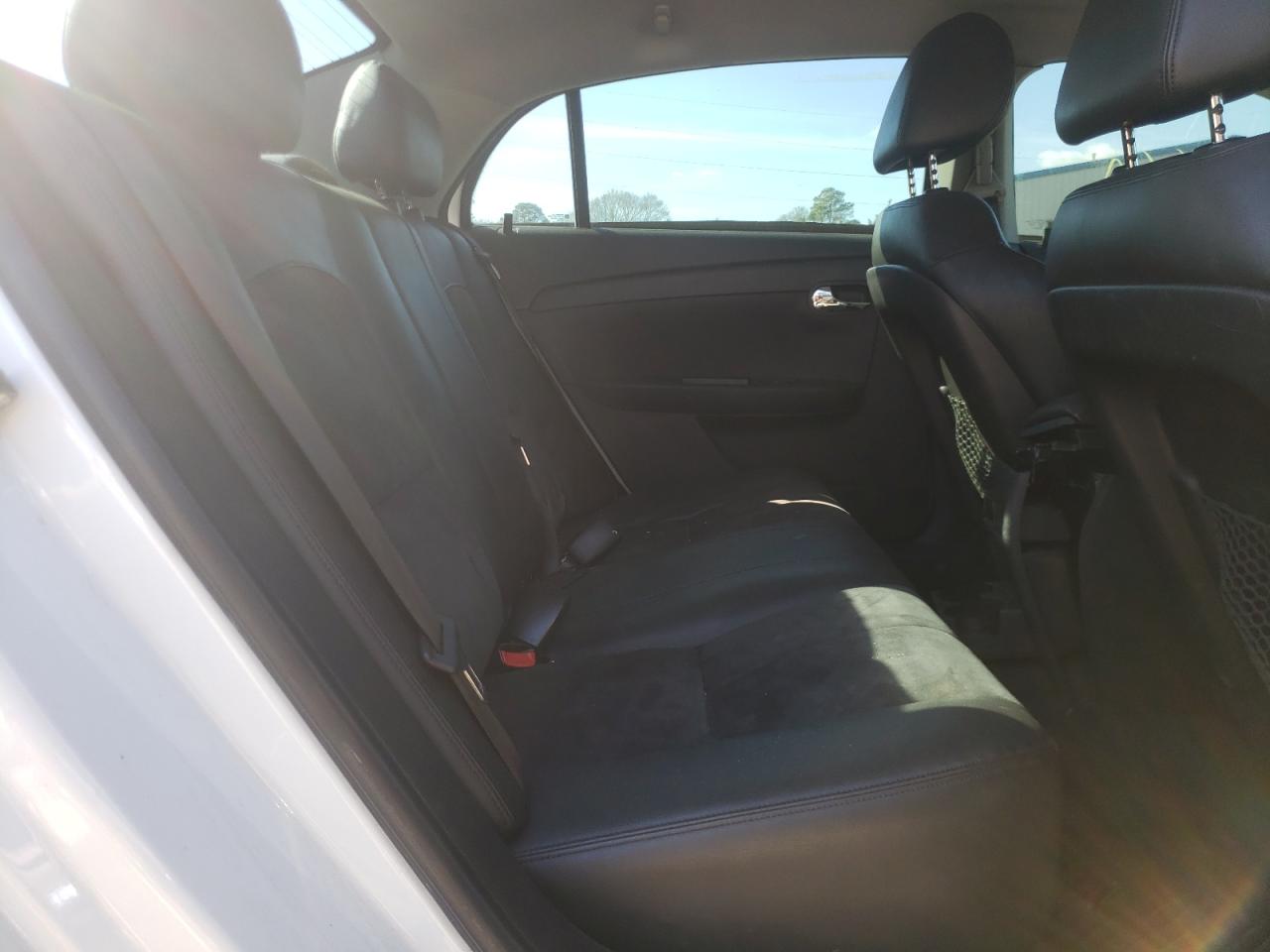 Photo 6 from auction – 2011 CHEVROLET MALIBU with VIN 1G1ZD5E12BF124984