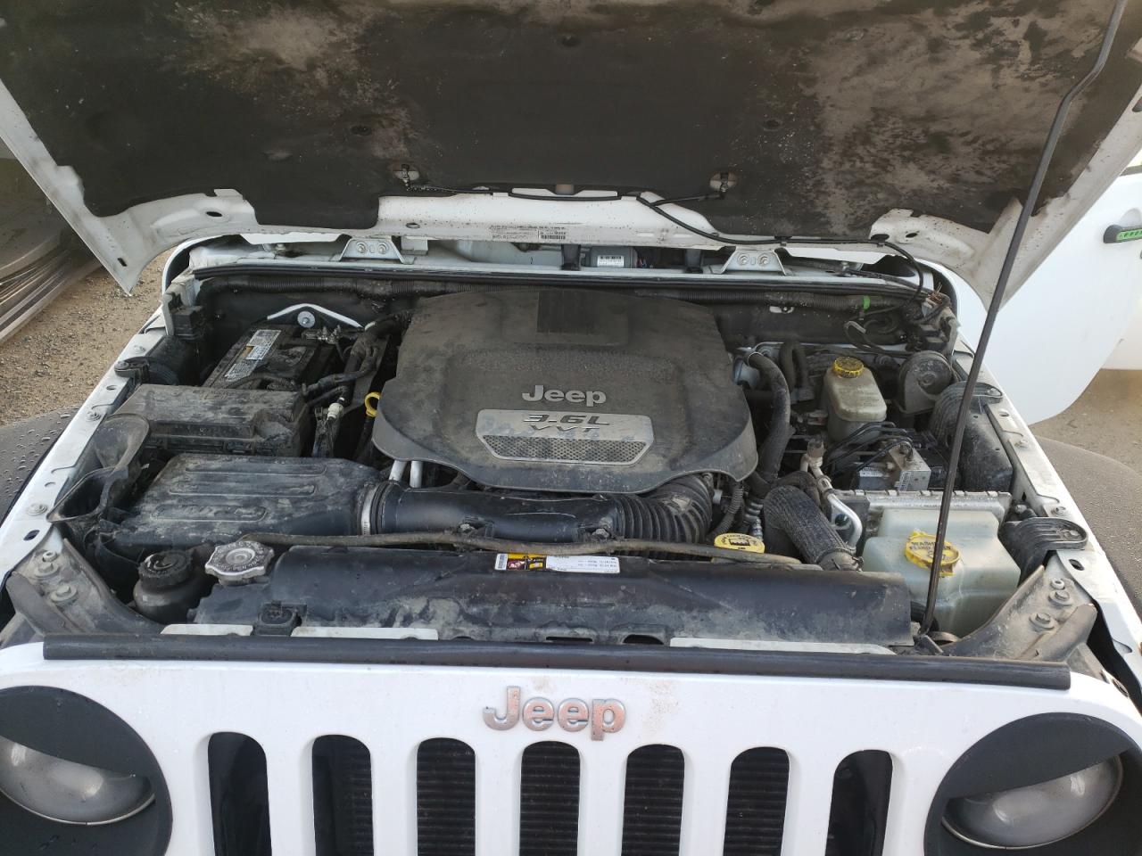 Photo 7 from auction – 2013 JEEP WRANGLER U with VIN 1C4BJWFGXDL597885