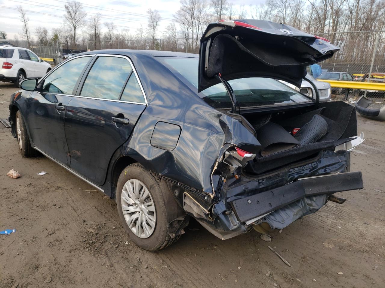 Photo 3 from auction – 2012 TOYOTA CAMRY BASE with VIN 4T1BF1FK8CU008457