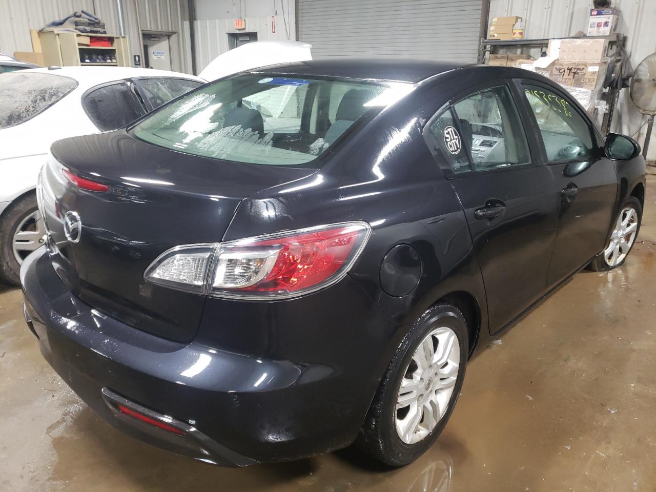 Photo 4 from auction – 2010 MAZDA 3 I with VIN JM1BL1SF5A1244939