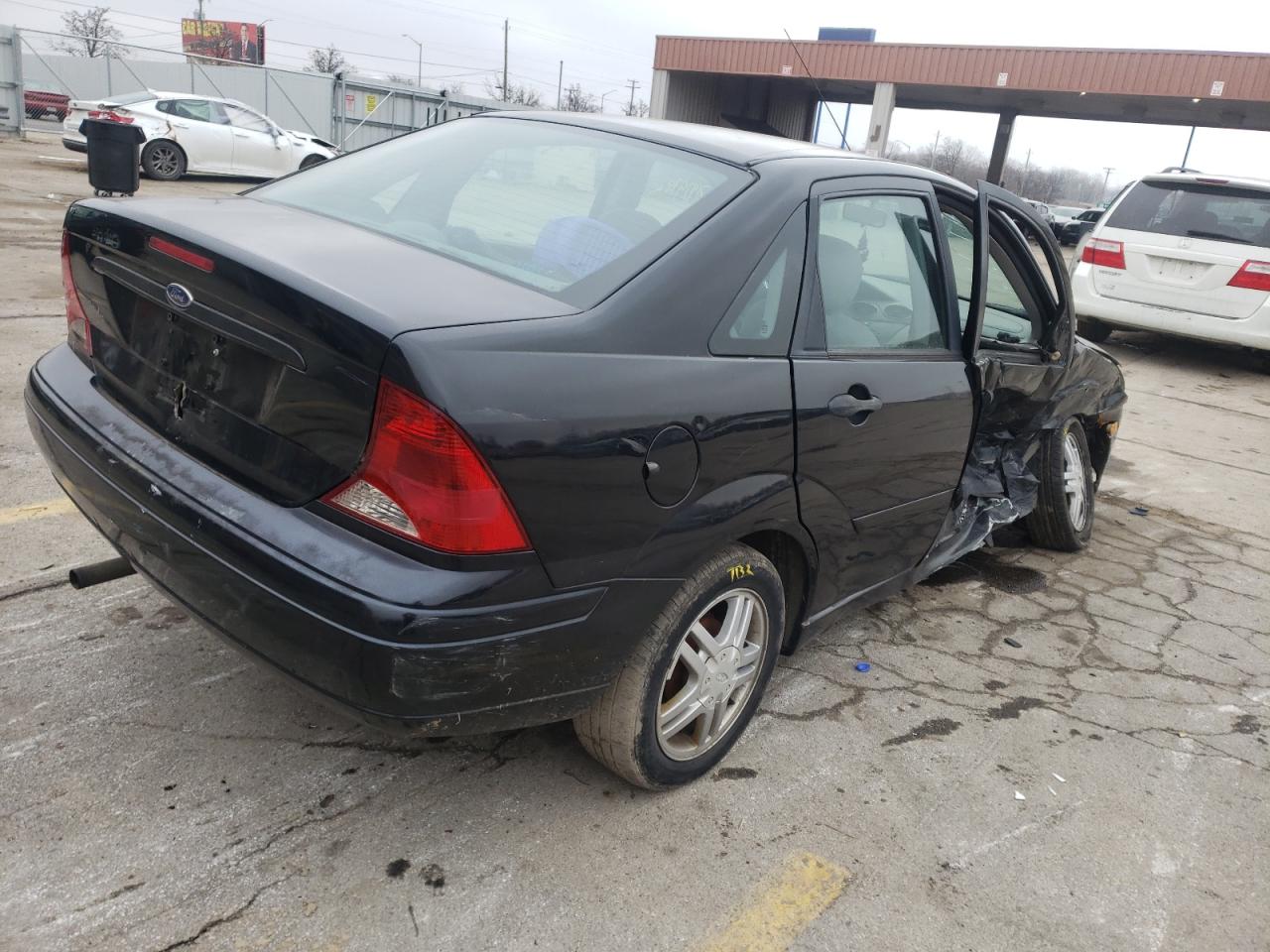 Photo 4 from auction – 2003 FORD FOCUS SE with VIN 1FAFP34P33W174957