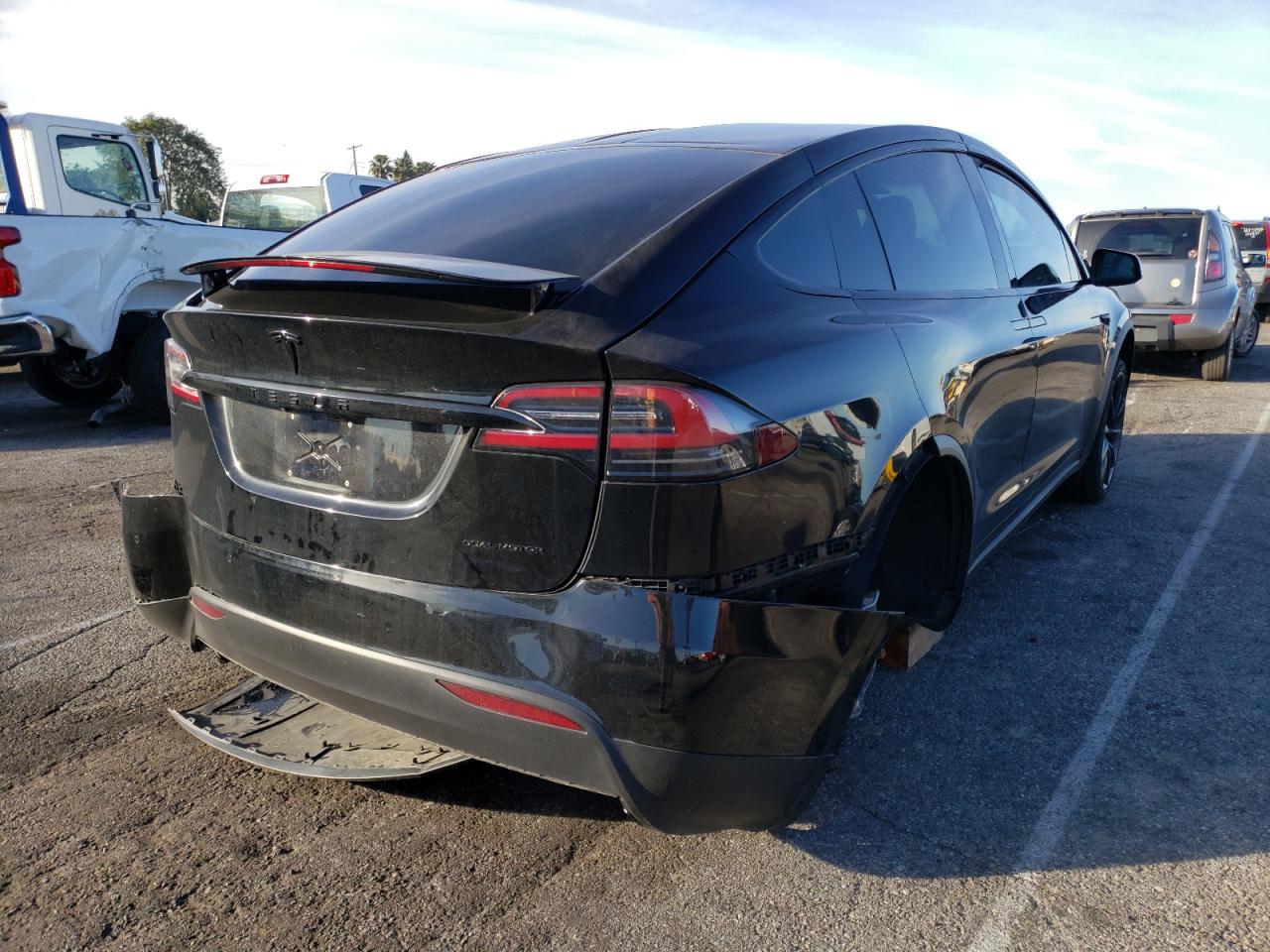 Photo 4 from auction – 2020 TESLA MODEL X with VIN 5YJXCBE25LF268849