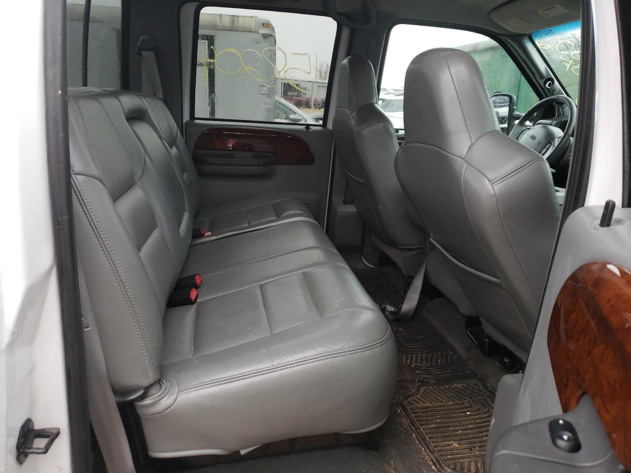 Photo 6 from auction – 2002 FORD F250 SUPER with VIN 1FTNW21F72ED30307