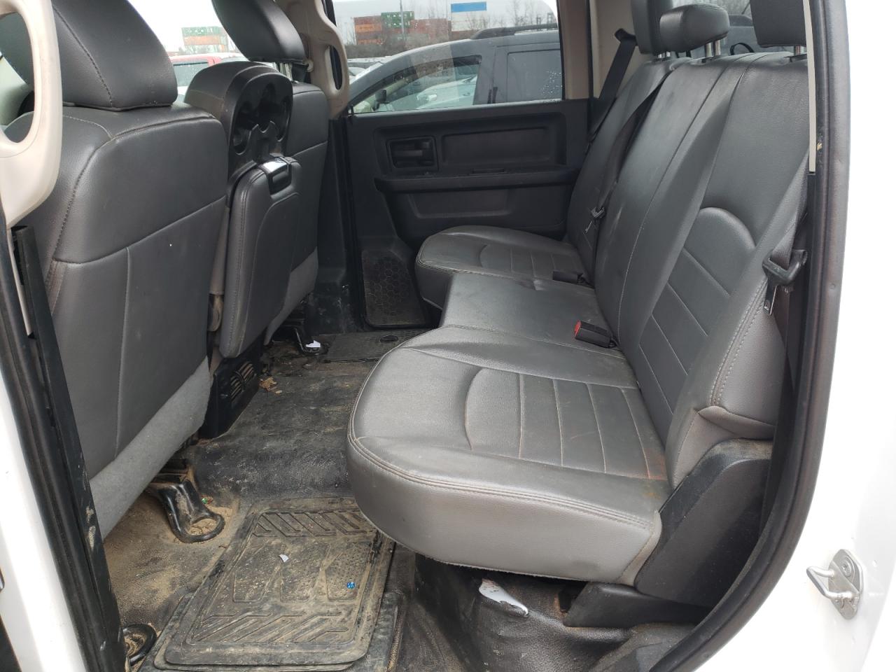 Photo 6 from auction – 2018 RAM 1500 ST with VIN 1C6RR7KG2JS200925