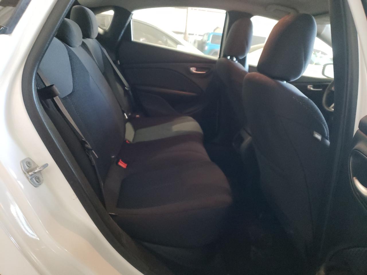 Photo 6 from auction – 2015 DODGE DART SE with VIN 1C3CDFAA8FD392260