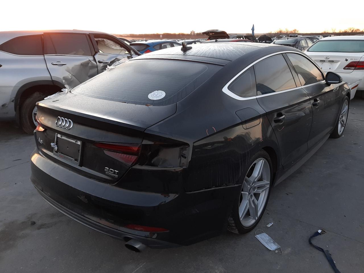 Photo 4 from auction – 2018 AUDI A5 PREMIUM with VIN WAUENCF5XJA125432