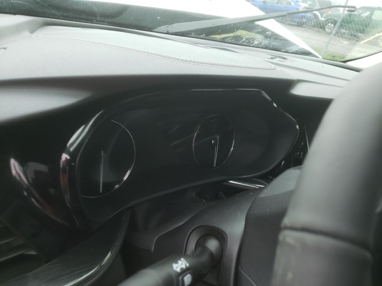 Photo 8 from auction – 2021 BUICK ENVISION P with VIN LRBFZMR46MD099837