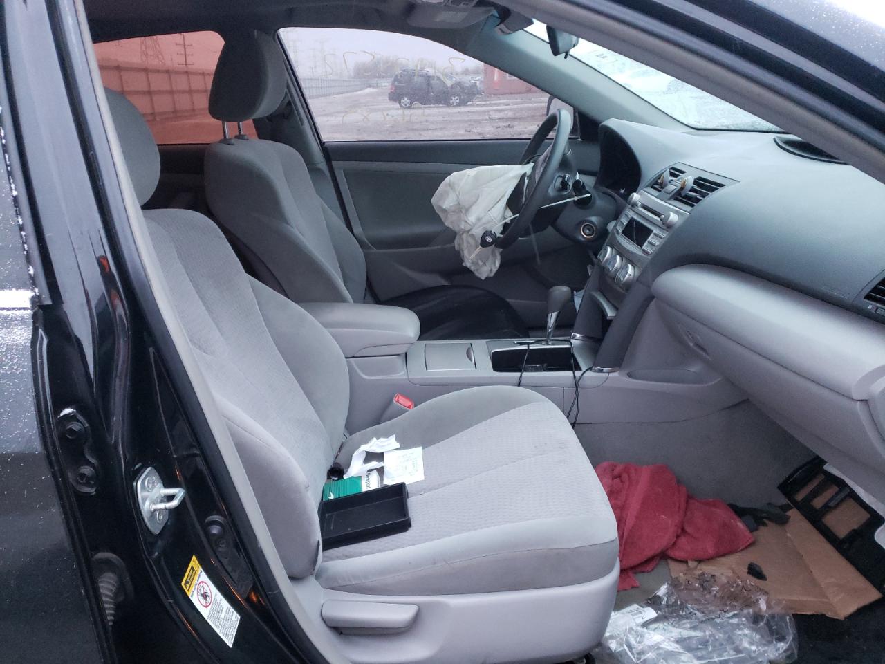 Photo 5 from auction – 2010 TOYOTA CAMRY with VIN 4T4BF3EK8AR063345