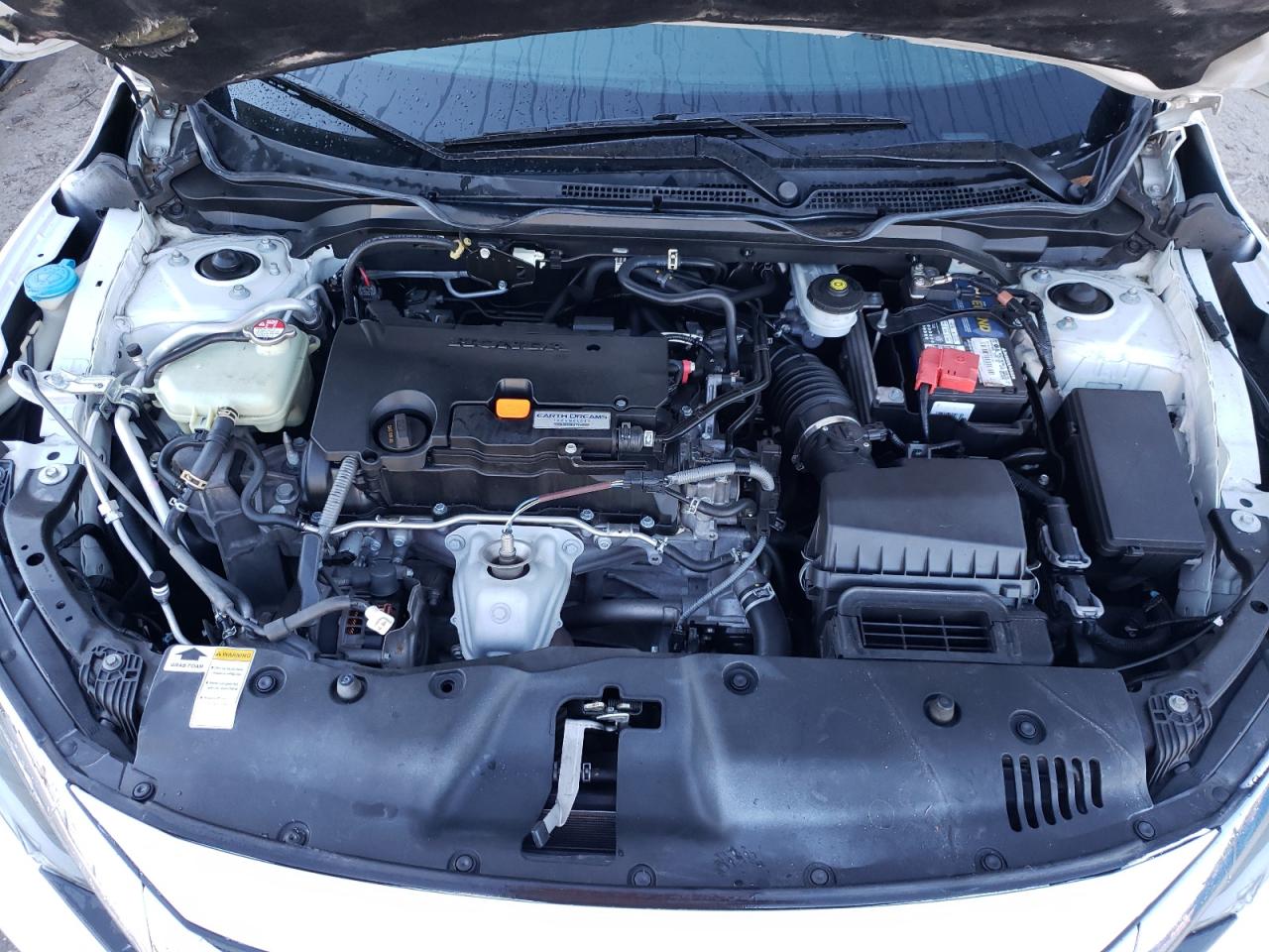 Photo 7 from auction – 2016 HONDA CIVIC LX with VIN 2HGFC2F51GH550055