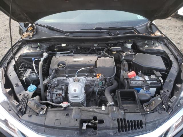 Photo 7 from auction – 2017 HONDA ACCORD with VIN 1HGCR2F35HA181460