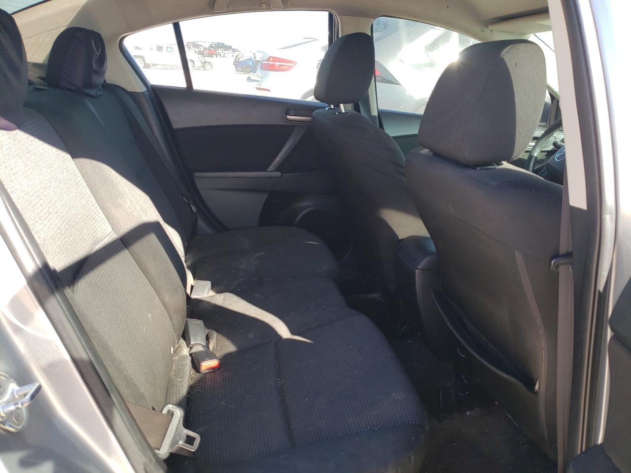 Photo 6 from auction – 2013 MAZDA 3 I with VIN JM1BL1TF2D1800496