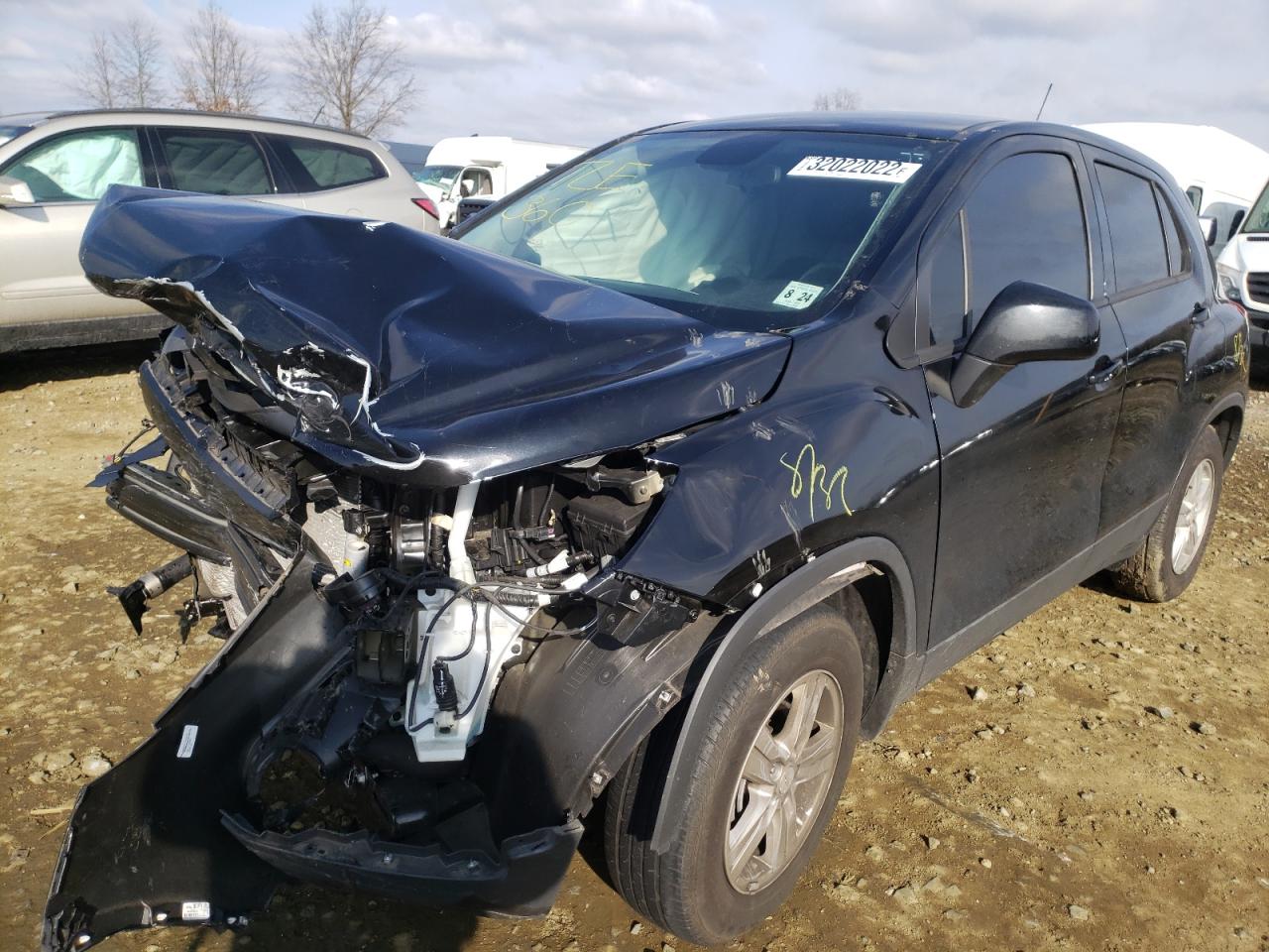 Photo 2 from auction – 2019 CHEVROLET TRAX LS with VIN 3GNCJKSB1KL370200