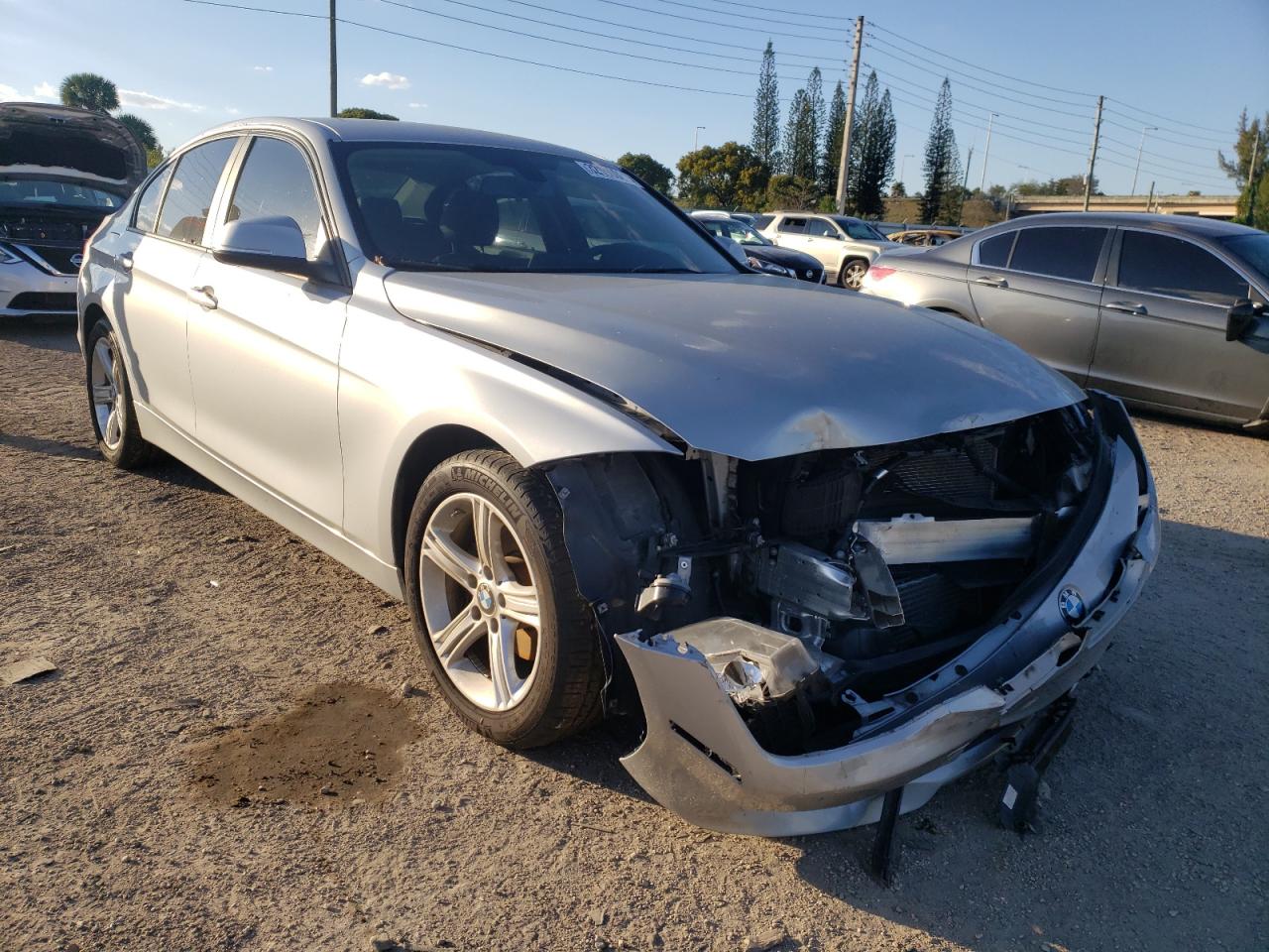 BMW 320 I 2015 with VIN WBA3B1C51FP831718 - Photo from auction