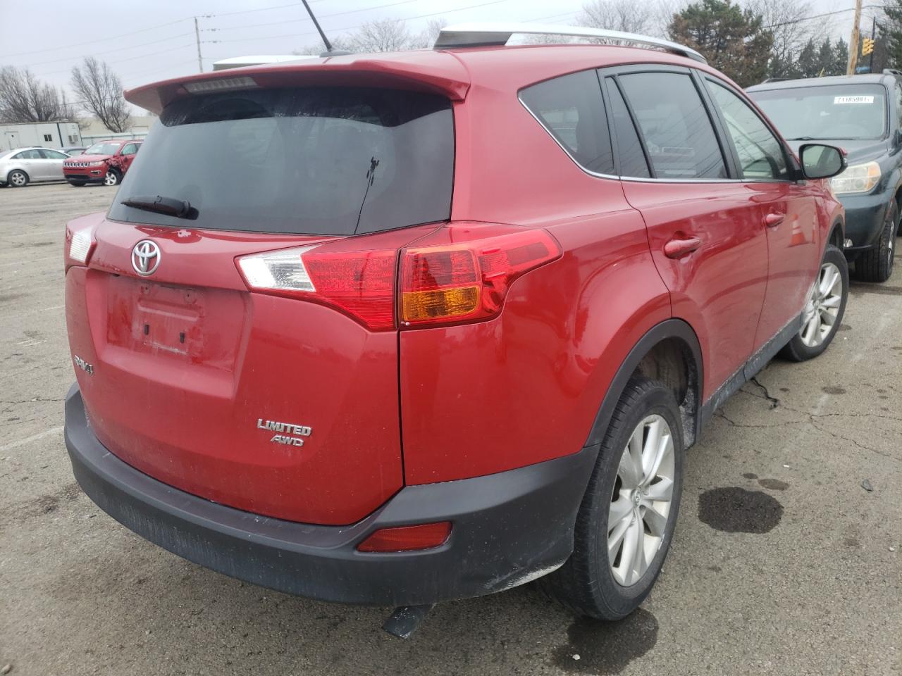 Photo 4 from auction – 2015 TOYOTA RAV4 LIMIT with VIN JTMDFREVXFD167802