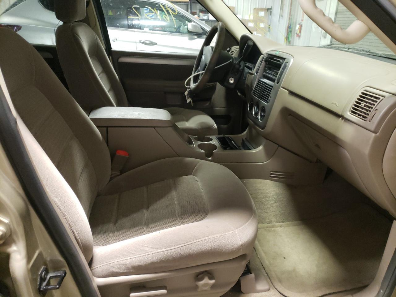 Photo 5 from auction – 2003 FORD EXPLORER X with VIN 1FMZU73E03UC44459