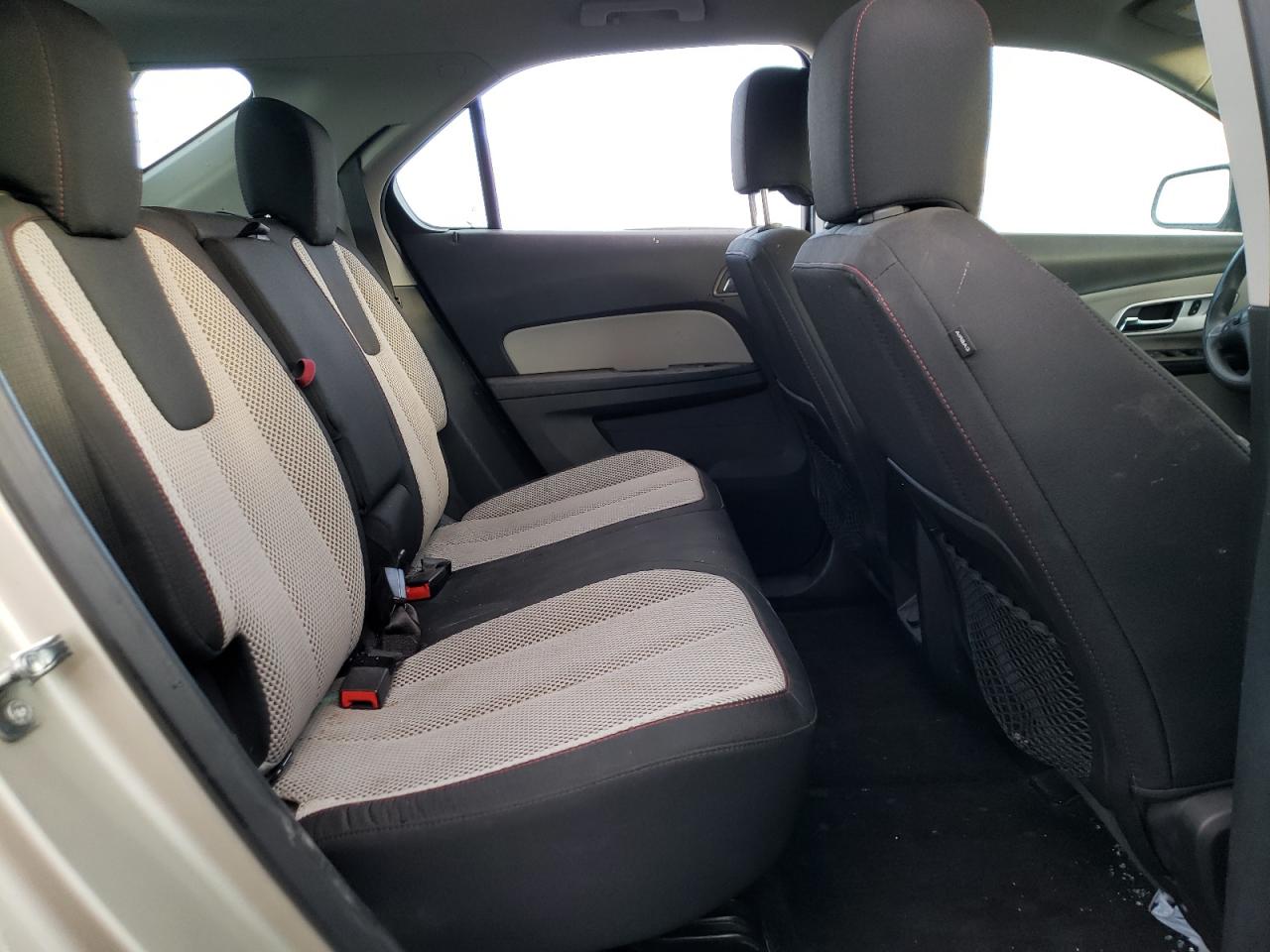 Photo 6 from auction – 2016 CHEVROLET EQUINOX LS with VIN 1GNFLEEK8GZ103916