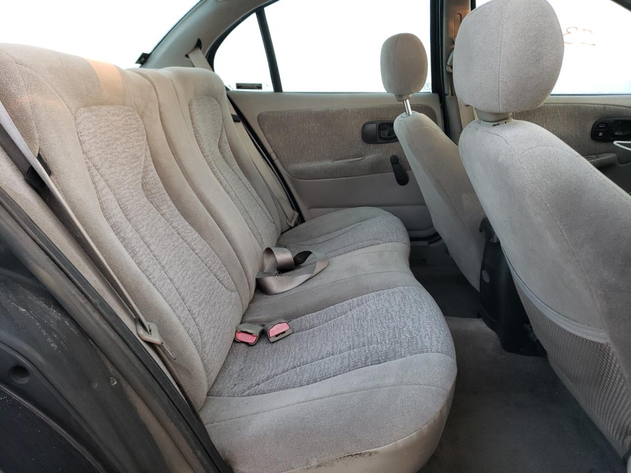 Photo 6 from auction – 2000 SATURN SL2 with VIN 1G8ZJ5273YZ157583