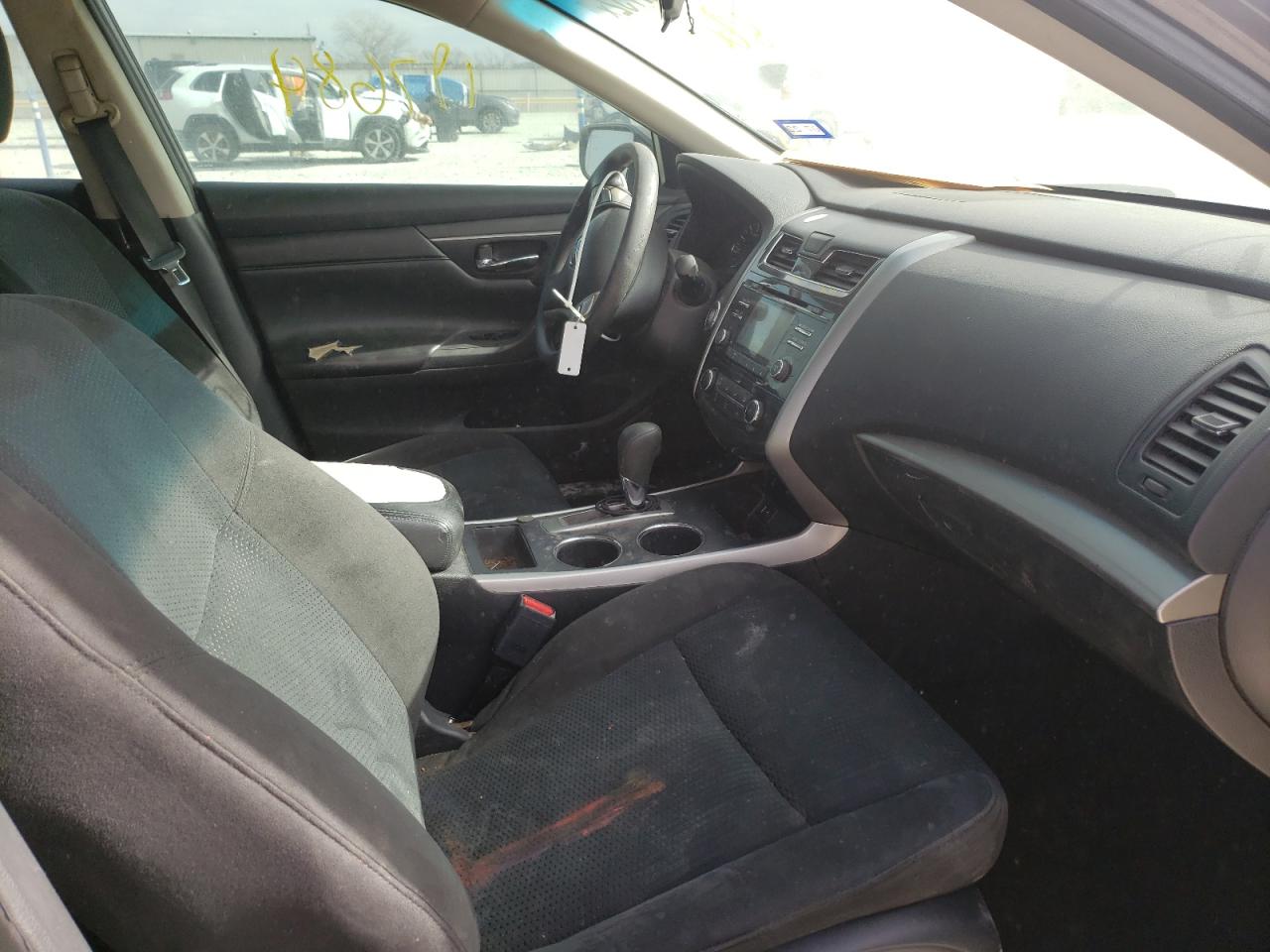 Photo 5 from auction – 2015 NISSAN ALTIMA 2.5 with VIN 1N4AL3AP0FN860121