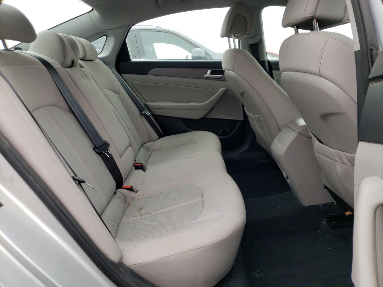 Photo 6 from auction – 2015 HYUNDAI SONATA SE with VIN 5NPE24AF0FH178593