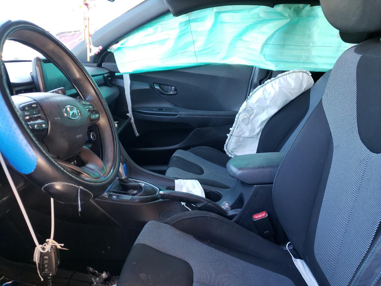 Photo 5 from auction – 2019 HYUNDAI VELOSTER with VIN KMHTG6AF8KU009227