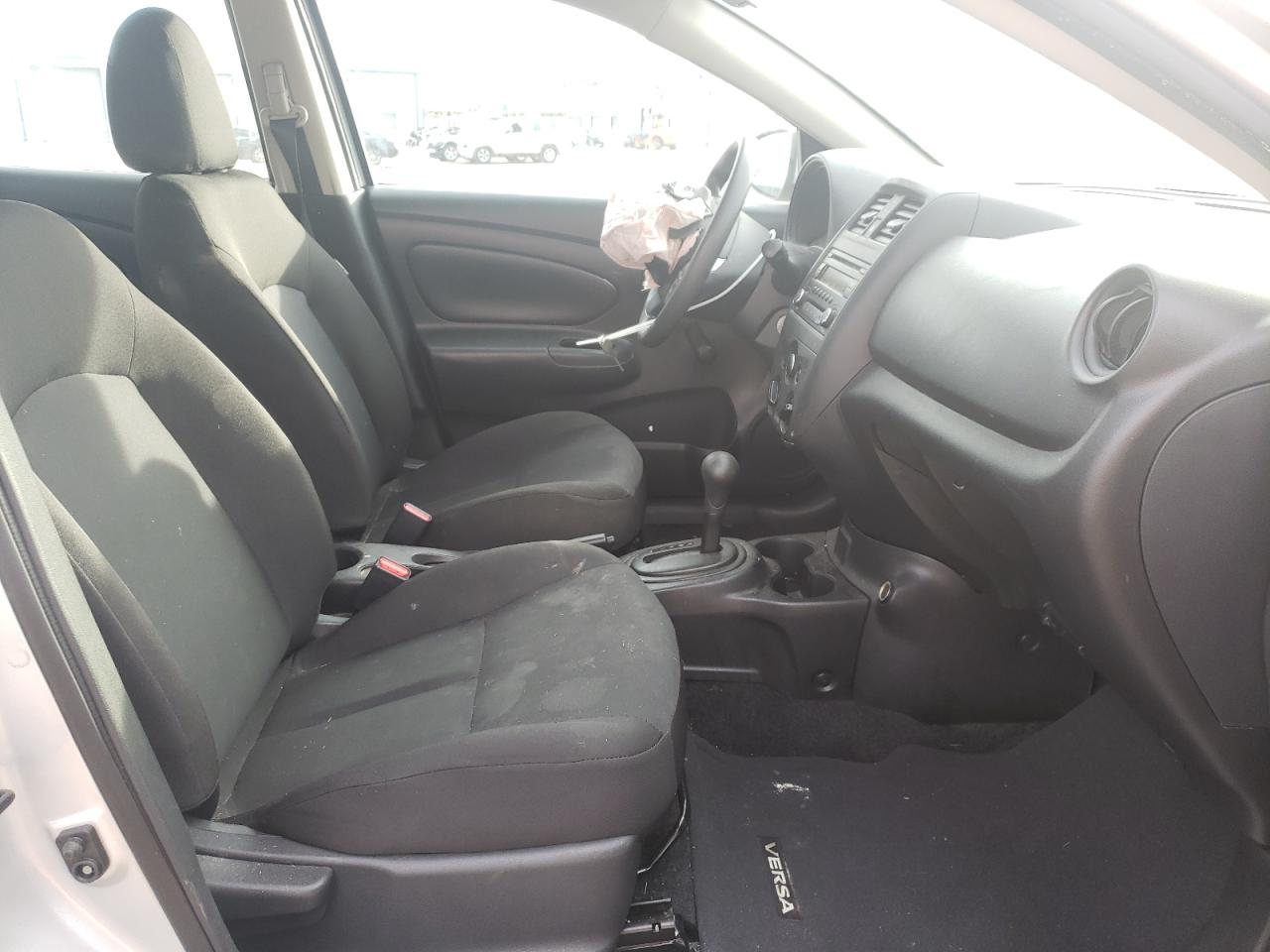 Photo 5 from auction – 2018 NISSAN VERSA S with VIN 3N1CN7AP2JL866762