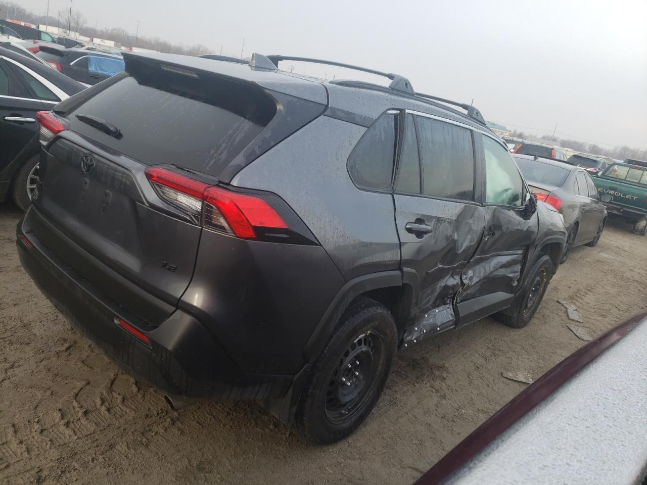 Photo 4 from auction – 2021 TOYOTA RAV4 LE with VIN 2T3H1RFVXMC121614