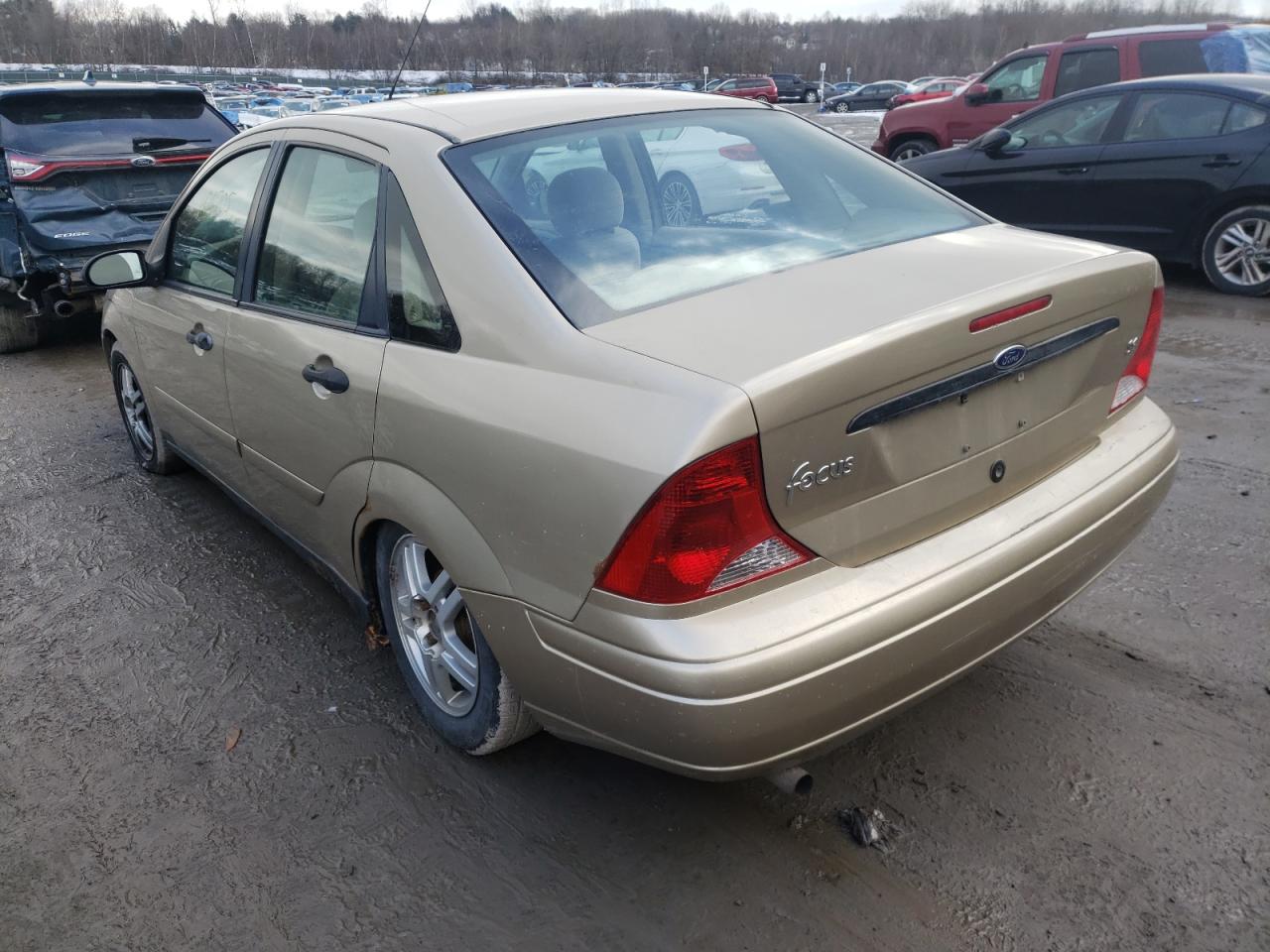 Foto 3 de la subasta – 2000 FORD FOCUS SE con VIN 1FAFP34PXYW337241
