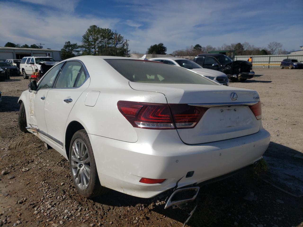 Photo 3 from auction – 2013 LEXUS LS 460 with VIN JTHBL5EF0D5123184