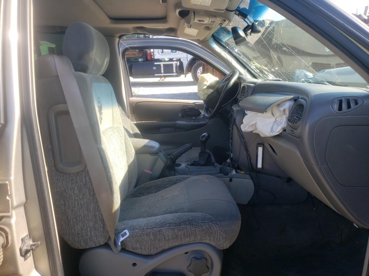 Photo 5 from auction – 2003 CHEVROLET TRAILBLAZE with VIN 1GNDS13S132349313