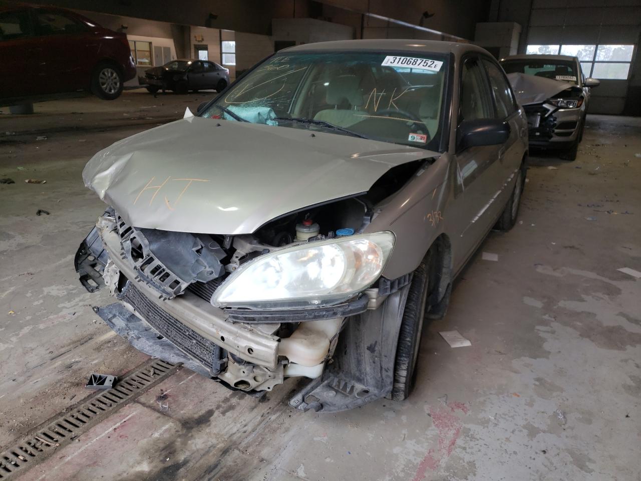 Photo 2 from auction – 2005 HONDA CIVIC with VIN 2HGES16565H591075