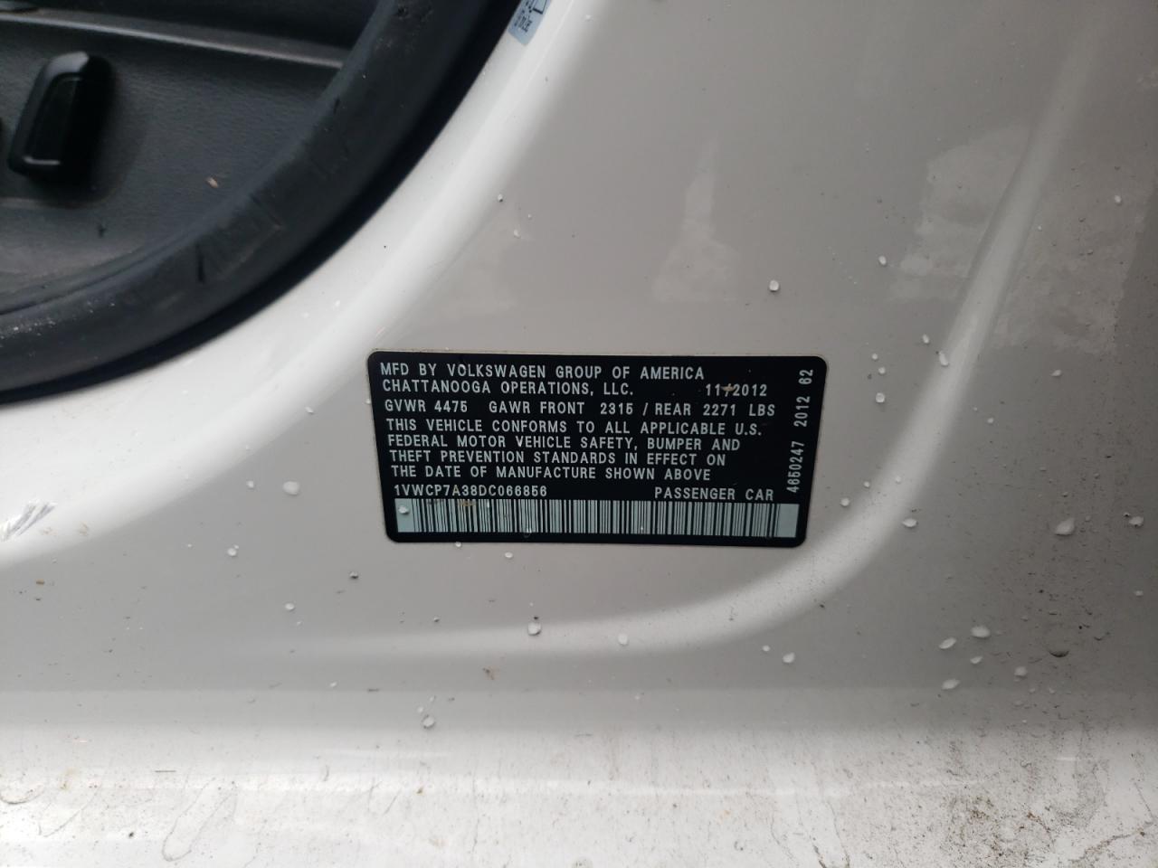 Photo 10 from auction – 2013 VOLKSWAGEN PASSAT SEL with VIN 1VWCP7A38DC066856