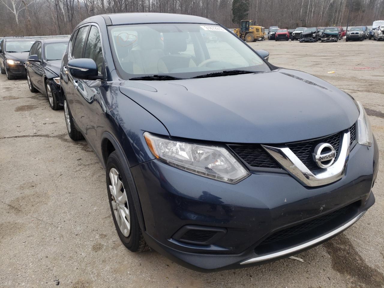 NISSAN ROGUE S 2015 with VIN KNMAT2MT9FP539101 - Photo from auction