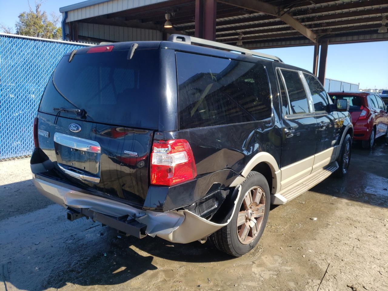 Photo 4 from auction – 2007 FORD EXPEDITION with VIN 1FMFK17517LA17440