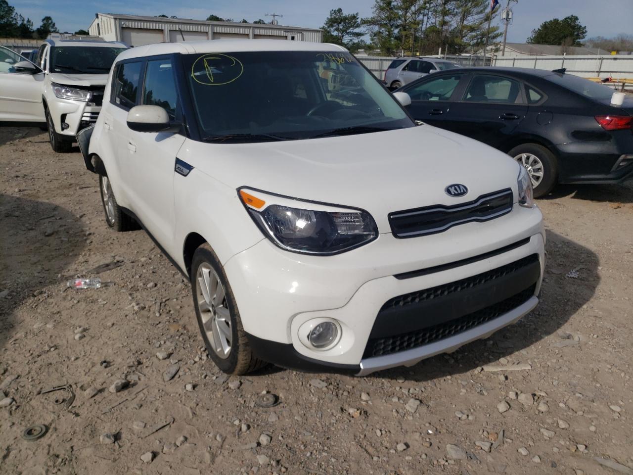 KIA SOUL + 2018 with VIN KNDJP3A56J7900986 - Photo from auction