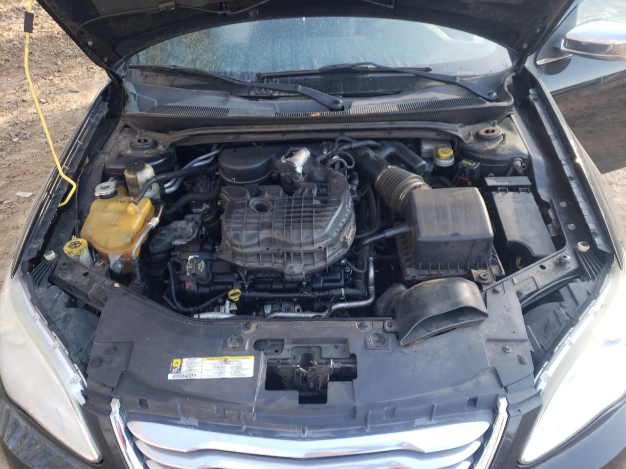 Photo 7 from auction – 2011 CHRYSLER 200 LIMITE with VIN 1C3BC2FGXBN505148