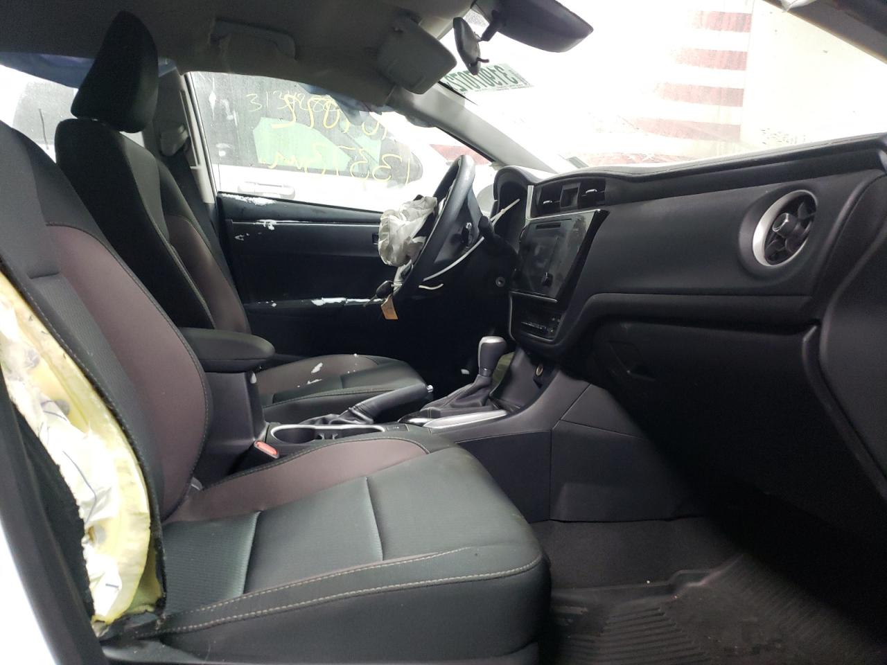 Photo 5 from auction – 2017 TOYOTA COROLLA L with VIN 2T1BURHE7HC881573