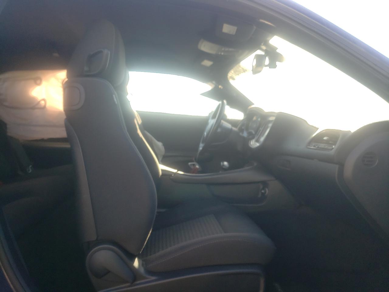 Photo 5 from auction – 2015 DODGE CHALLENGER with VIN 2C3CDZAG5FH910771