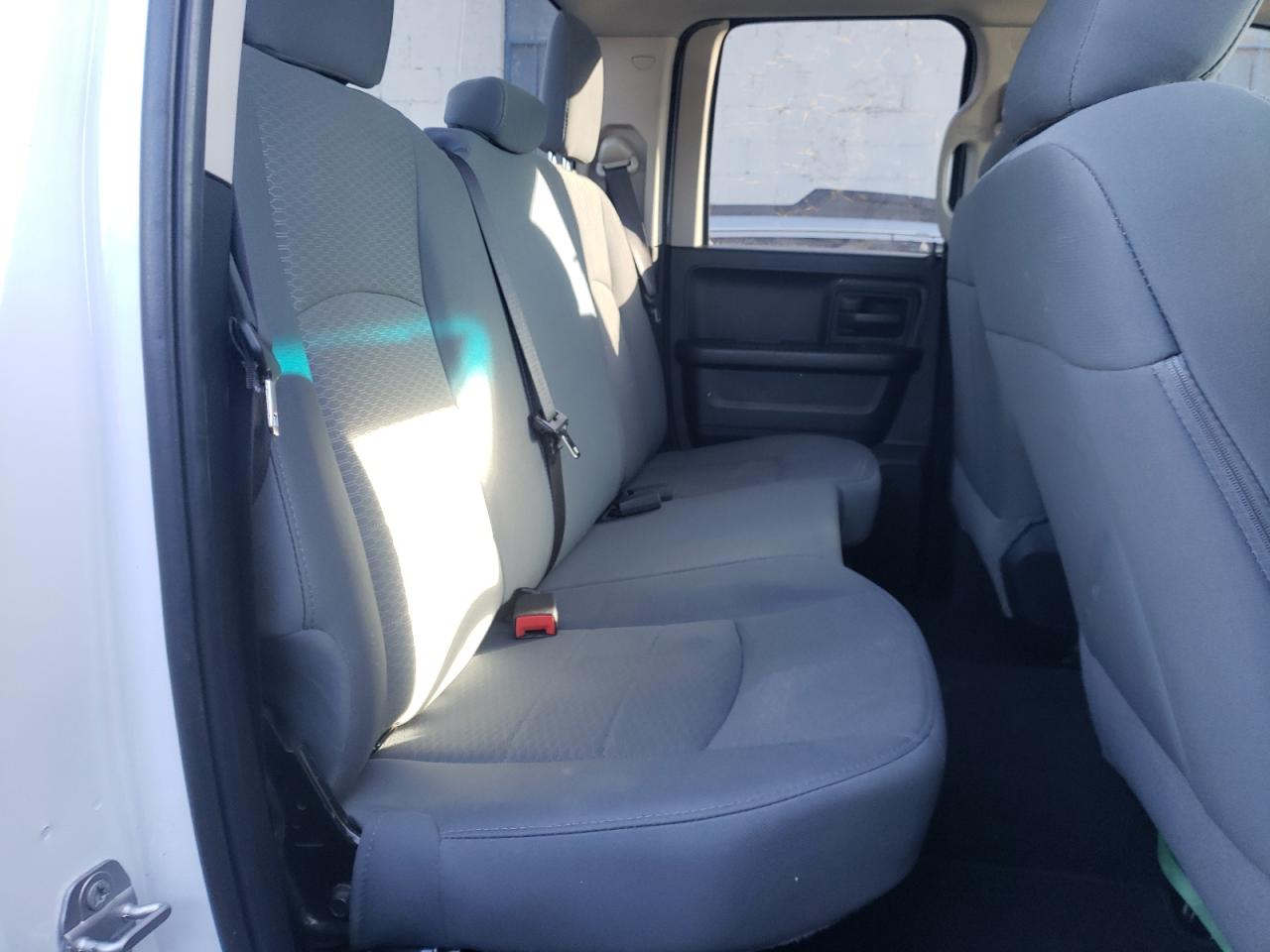 Photo 6 from auction – 2018 RAM 1500 ST with VIN 1C6RR7FG2JS197258