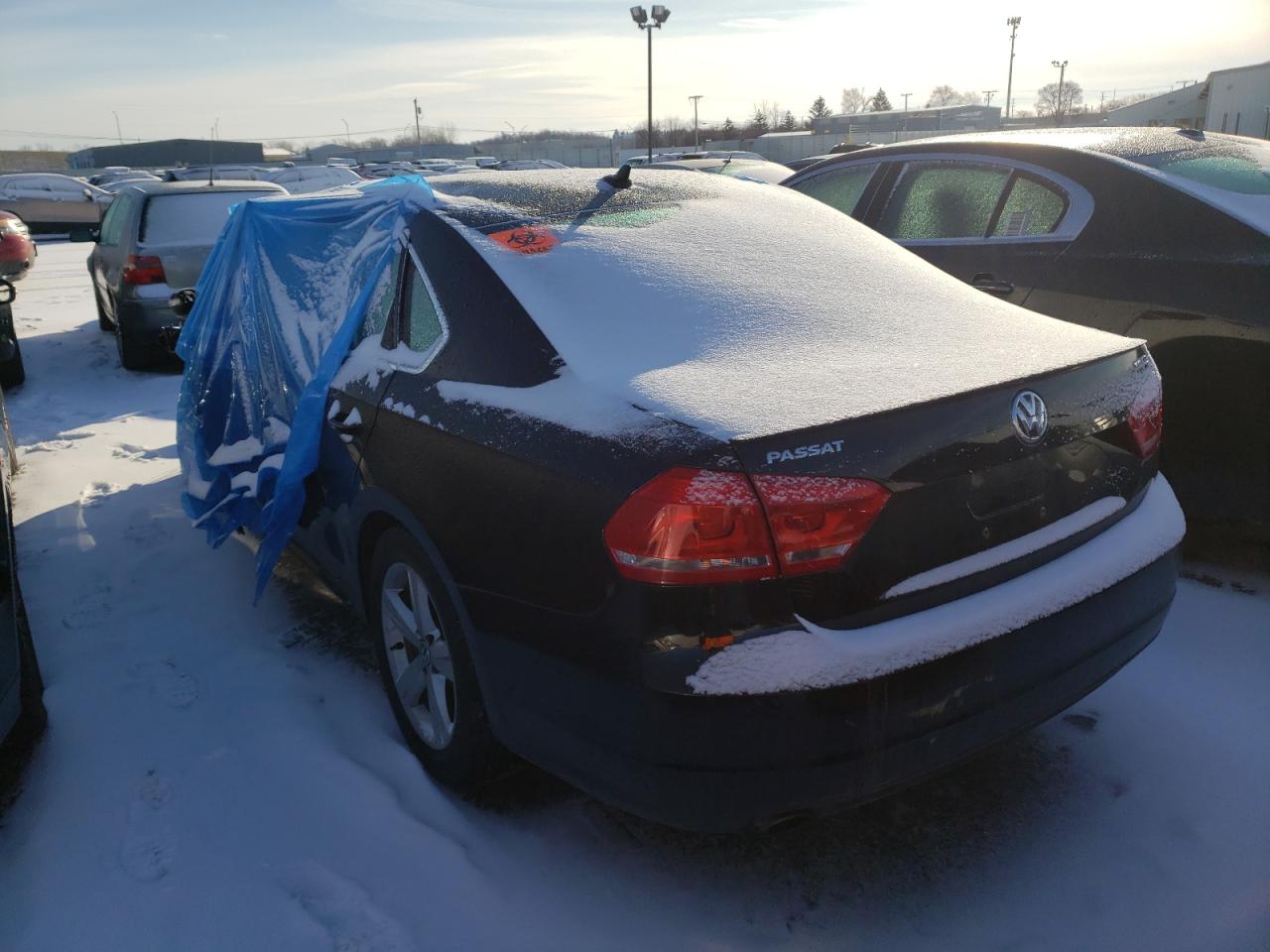 Photo 3 from auction – 2015 VOLKSWAGEN PASSAT SE with VIN 1VWBS7A32FC016564