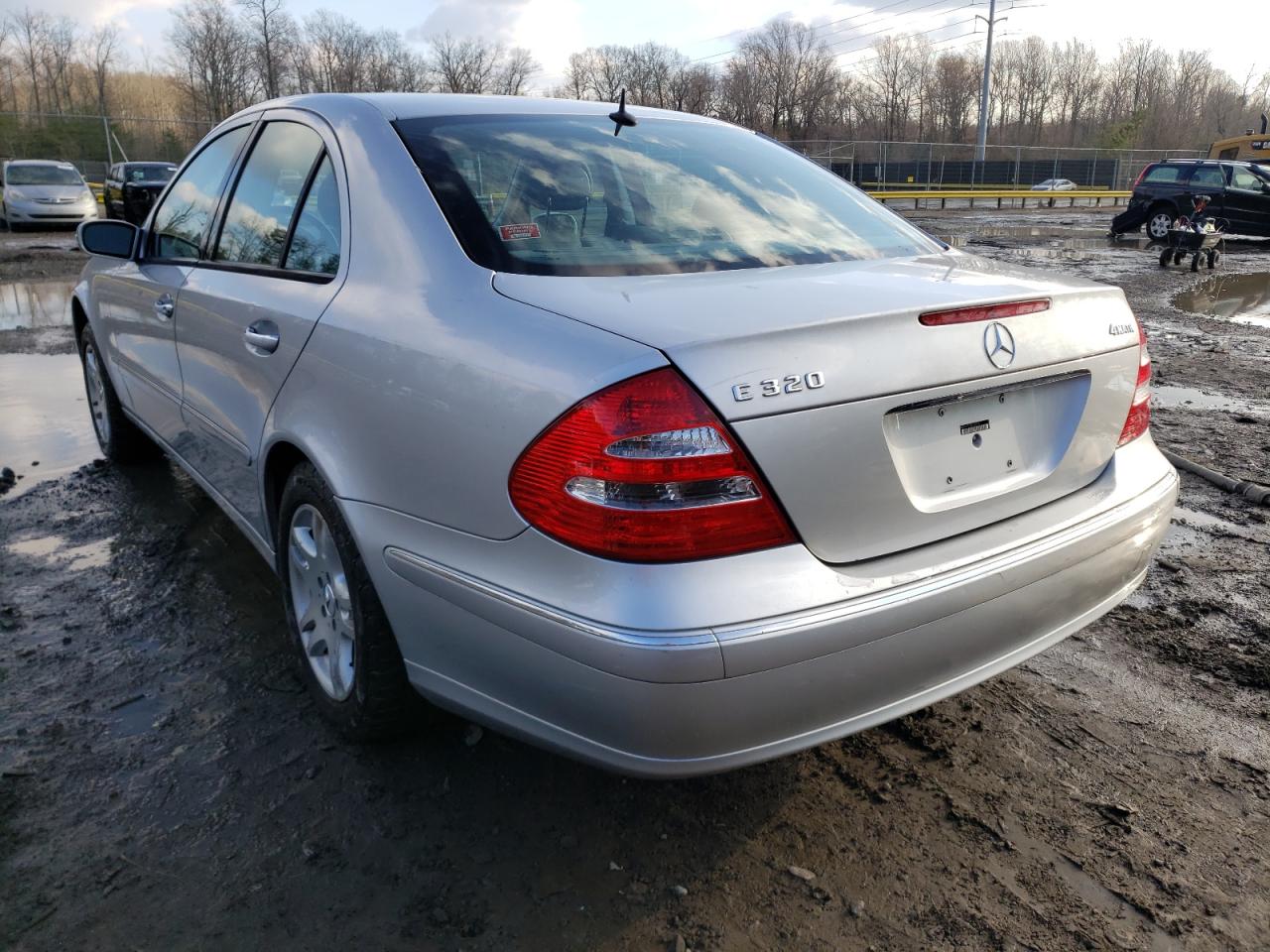 Photo 3 from auction – 2004 MERCEDES-BENZ E 320 4MAT with VIN WDBUF82J74X122015