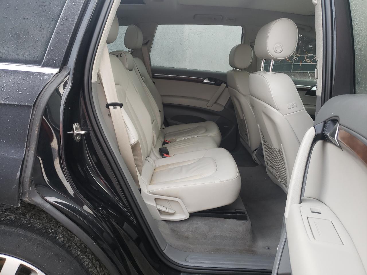 Photo 6 from auction – 2011 AUDI Q7 PREMIUM with VIN WA1LMAFE6BD008992