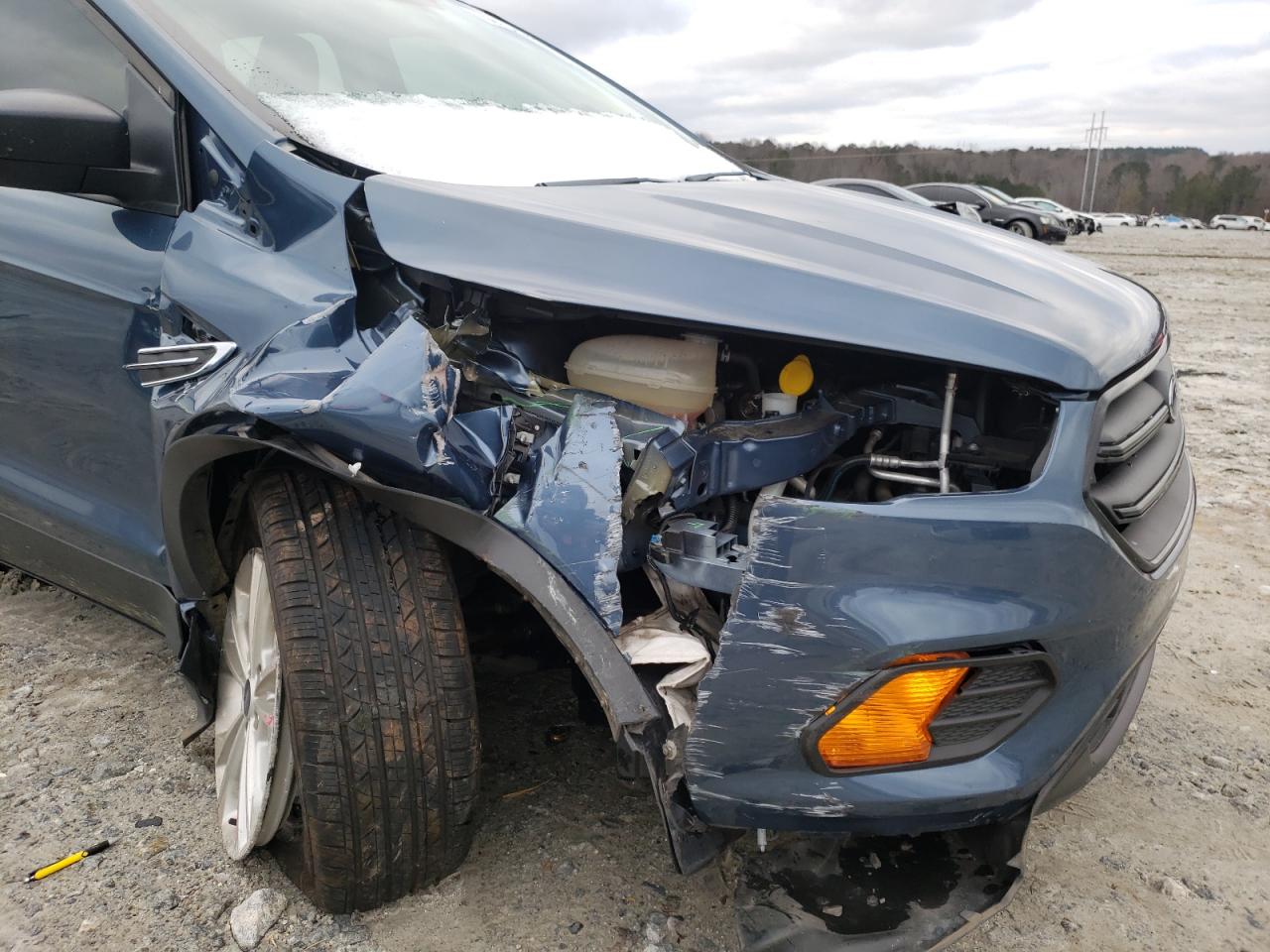 Photo 9 from auction – 2018 FORD ESCAPE S with VIN 1FMCU0F77JUB03749